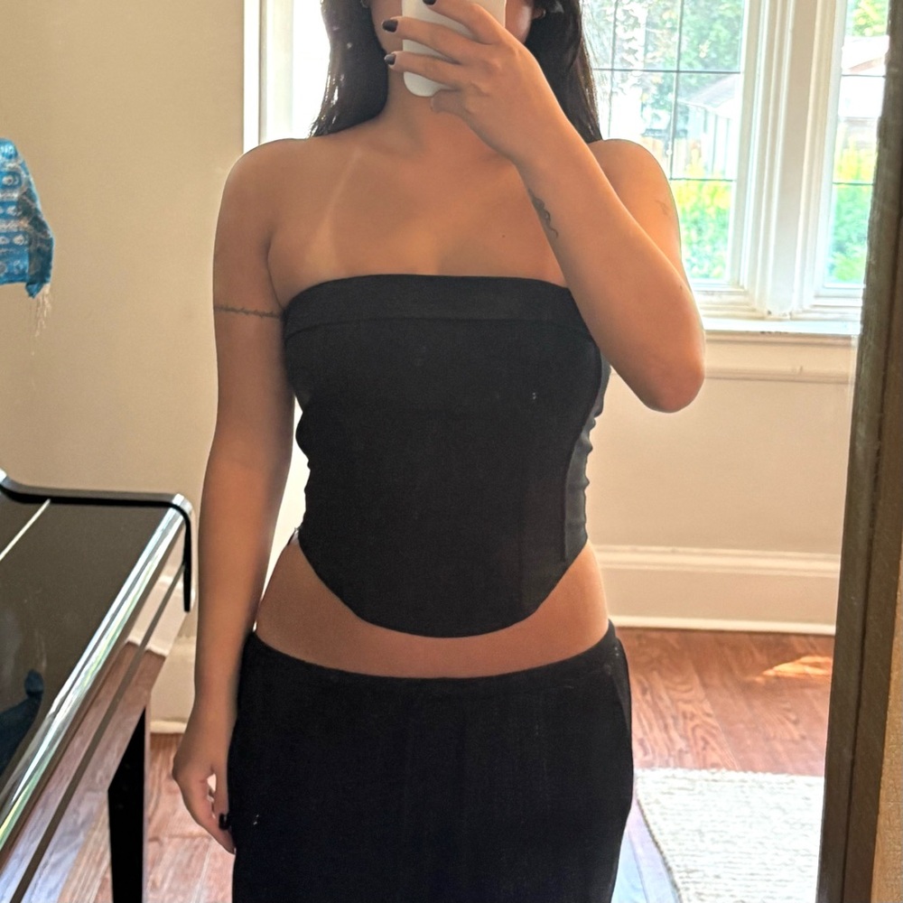 Glassons Black Strapless Bandeau Top